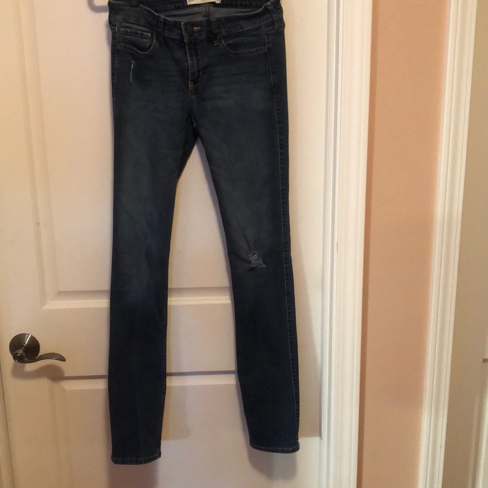 Hollister Skinny Distressed Blue Jeans